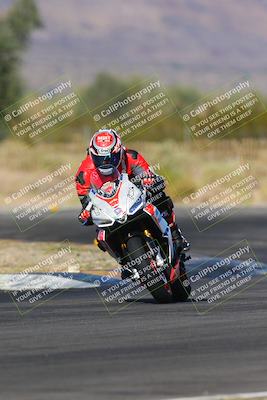 media/Nov-06-2023-Moto Forza (Mon) [[ce023d0744]]/3-Intermediate Group/Session 4 (Turns 2 and 1 Exit)/